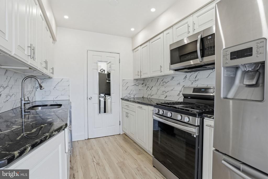 12135 Academy Road, Unit 42, Philadelphia, PA 19154 Main Photo