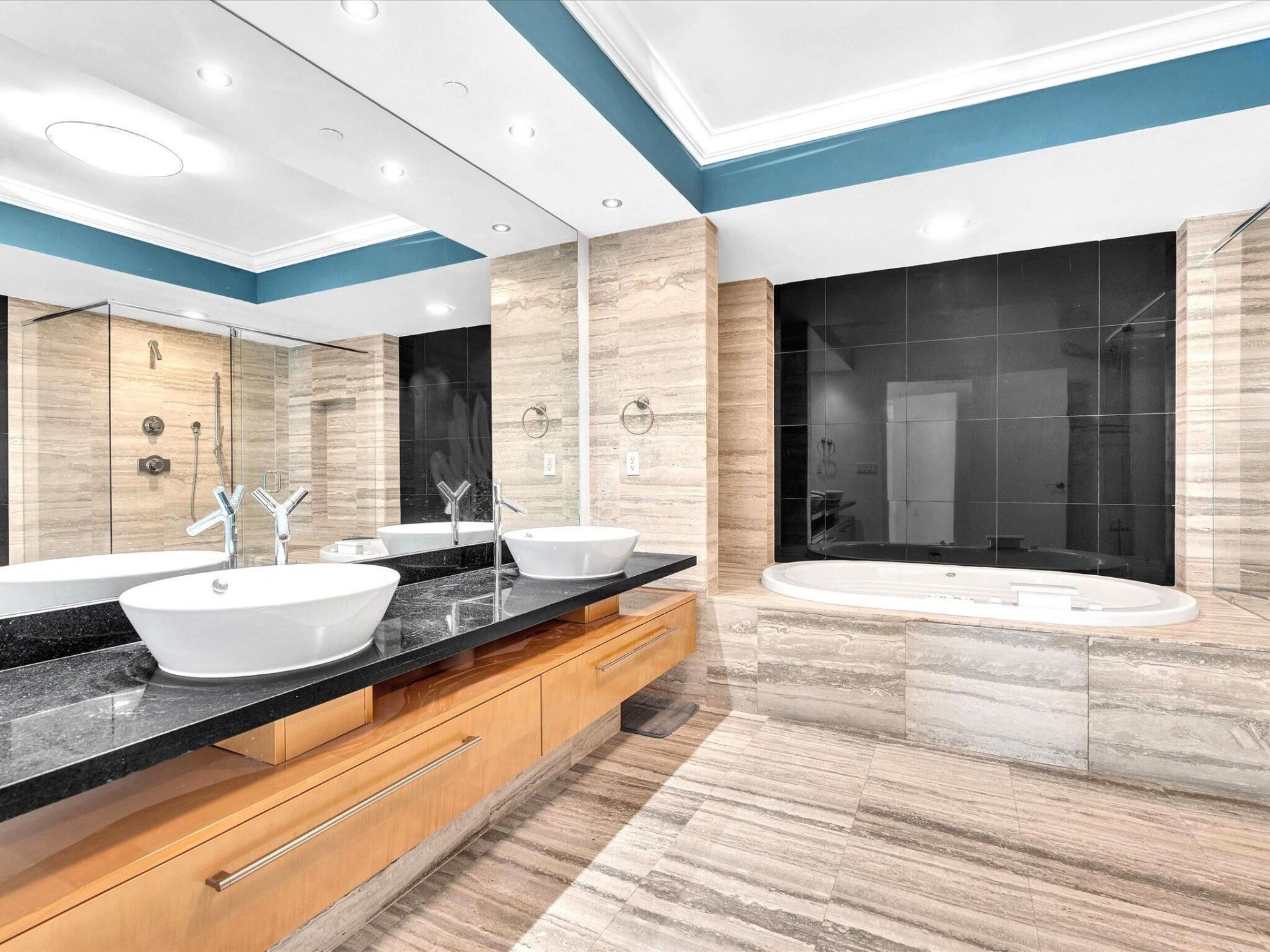 101 S Fort Lauderdale Beach Boulevard, Unit 906, Fort Lauderdale, FL 33316 Photo