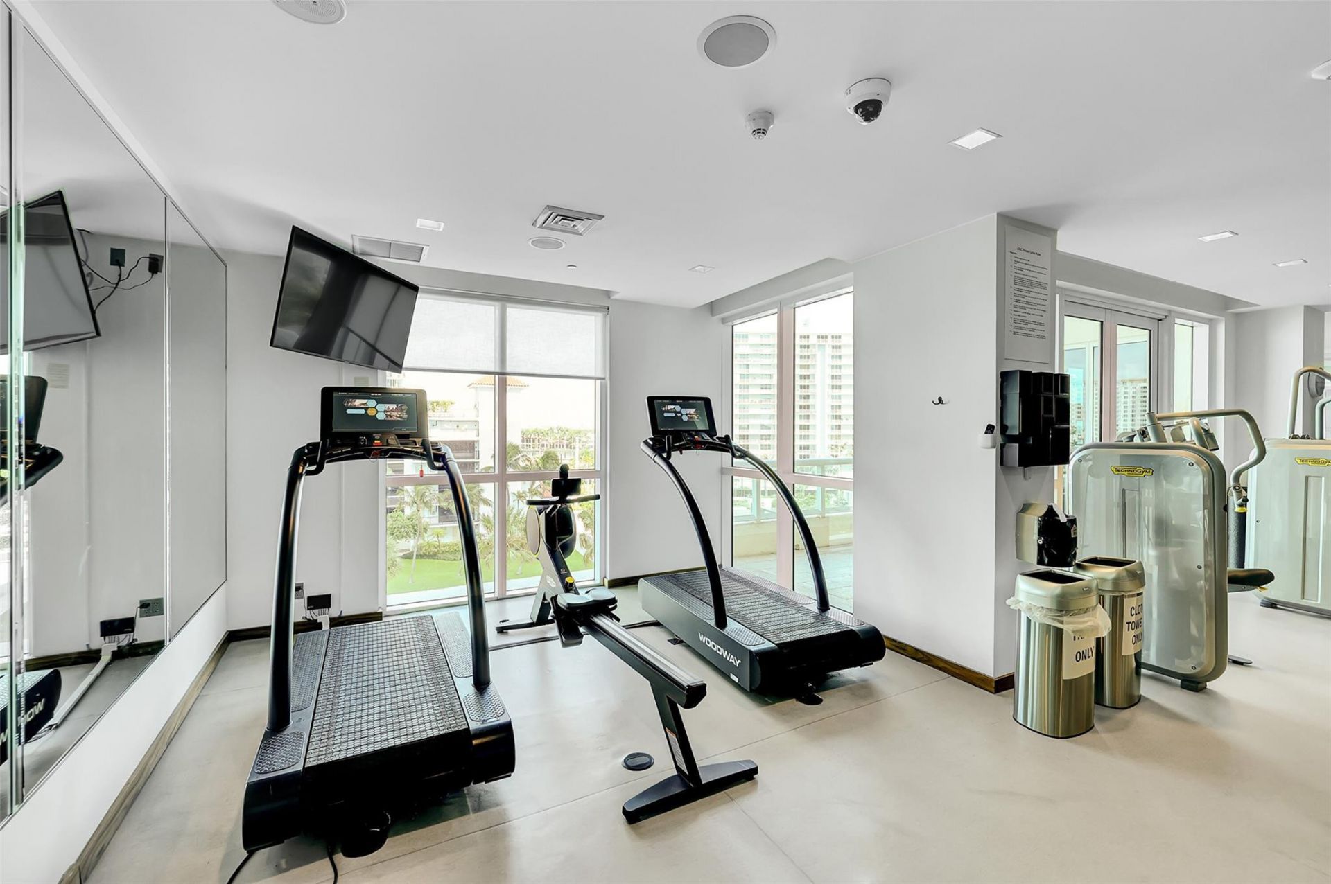 101 S Fort Lauderdale Beach Boulevard, Unit 906, Fort Lauderdale, FL 33316 Photo