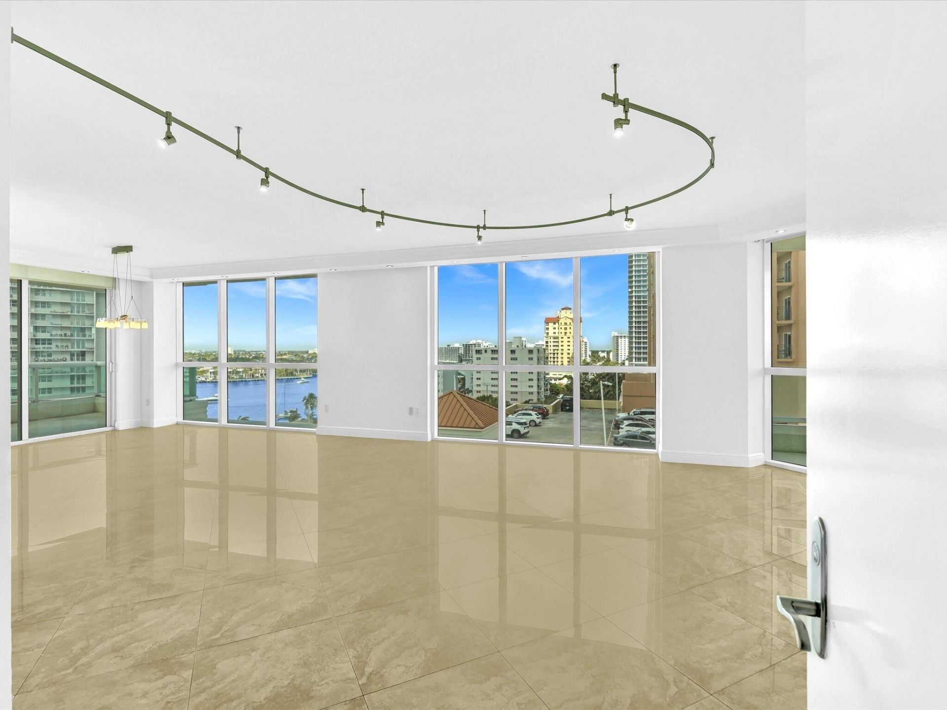101 S Fort Lauderdale Beach Boulevard, Unit 906, Fort Lauderdale, FL 33316 Photo