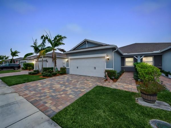12901 SW Vermillion Circle, Port St. Lucie, FL 34987