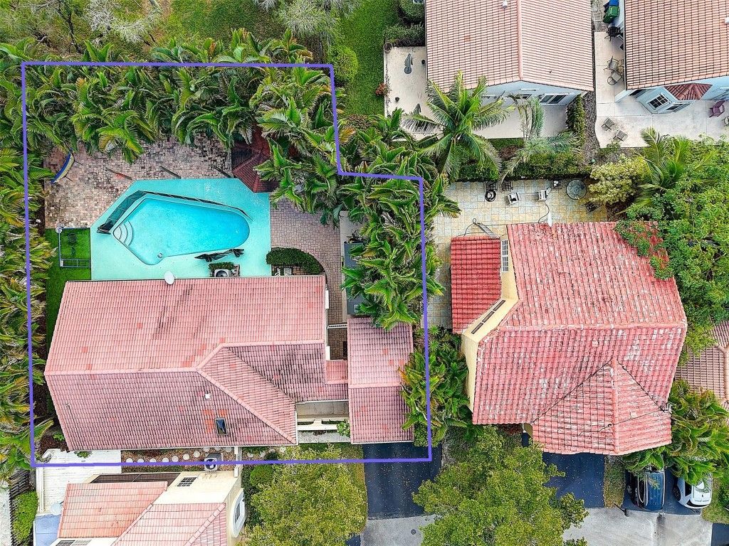 1427 Seagrape Circle, Weston, FL 33326 Photo