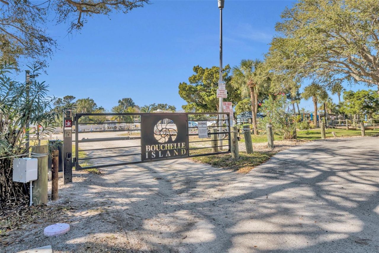 440 Bouchelle Drive, Unit 302, New Smyrna Beach, FL 32169 Photo