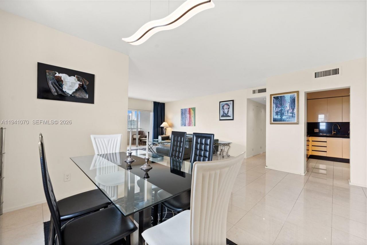 500 Bayview Drive , Unit Ph21, Sunny Isles Beach, FL 33160 Photo