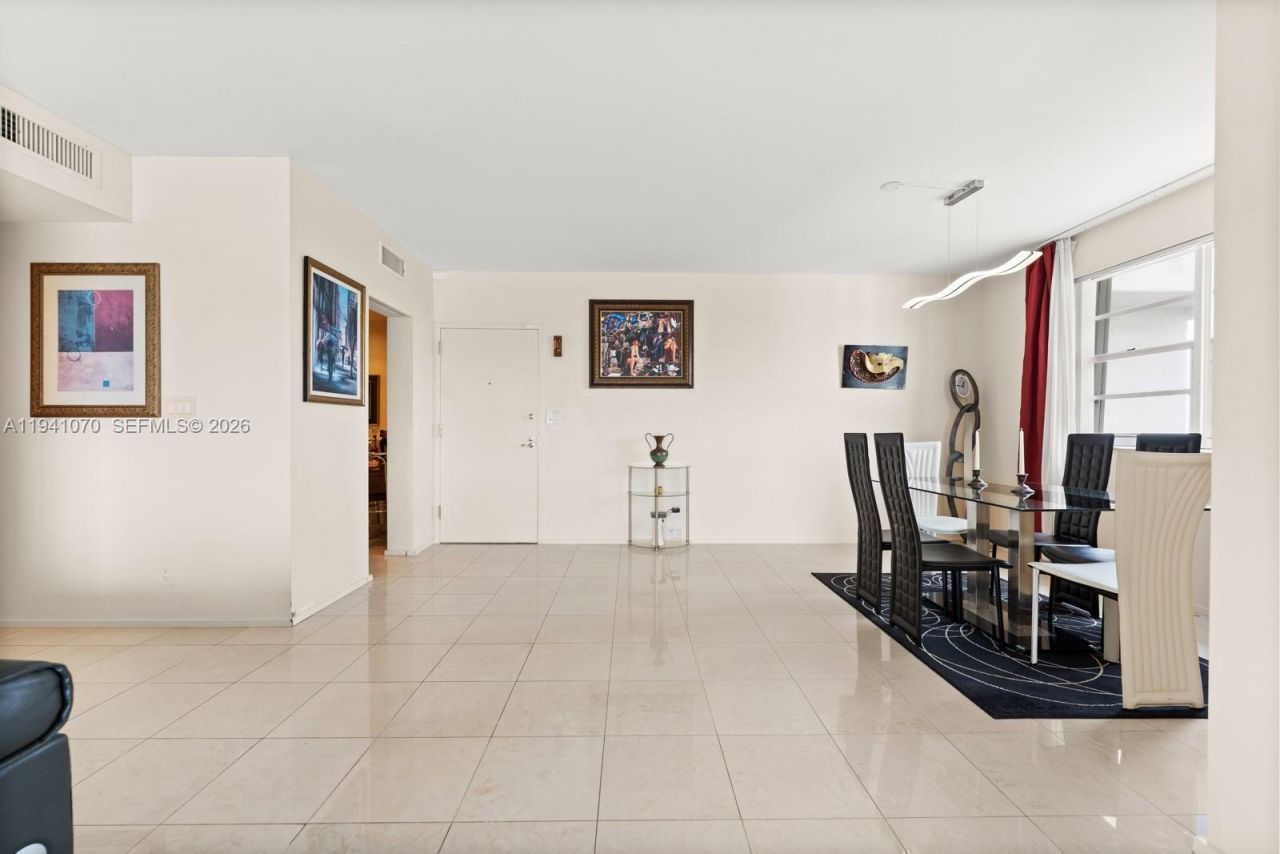 500 Bayview Drive , Unit Ph21, Sunny Isles Beach, FL 33160 Photo