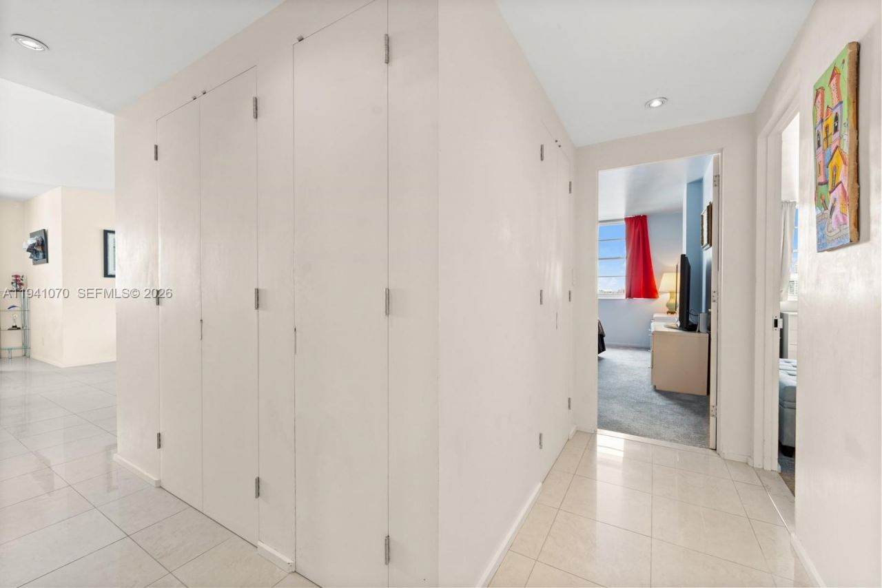 500 Bayview Drive , Unit Ph21, Sunny Isles Beach, FL 33160 Photo