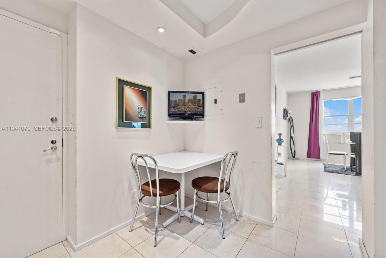 500 Bayview Drive , Unit Ph21, Sunny Isles Beach, FL 33160 Photo