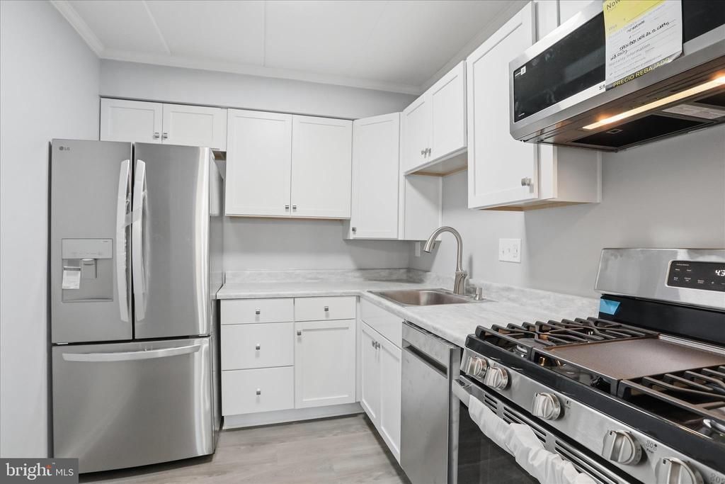125 E Clubhouse Drive Sw, Unit 3, Leesburg, VA 20175 Main Photo