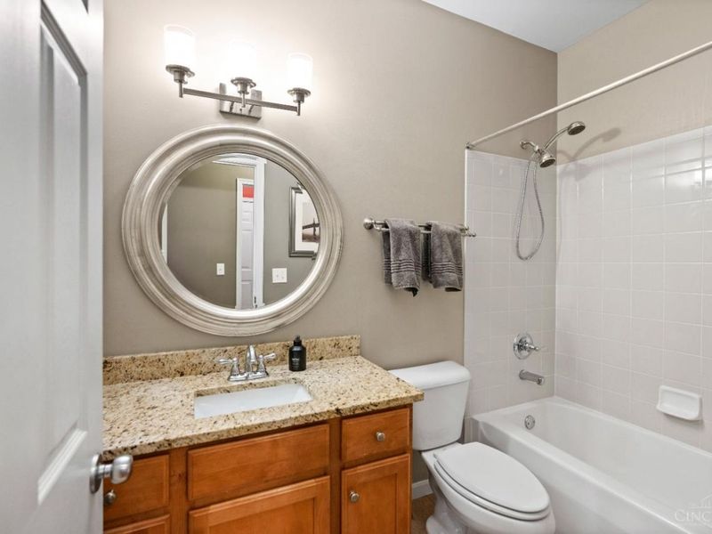 8945 Wintergreen Drive, West Chester, OH 45069 Photo 13