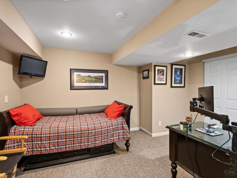 8945 Wintergreen Drive, West Chester, OH 45069 Photo 32