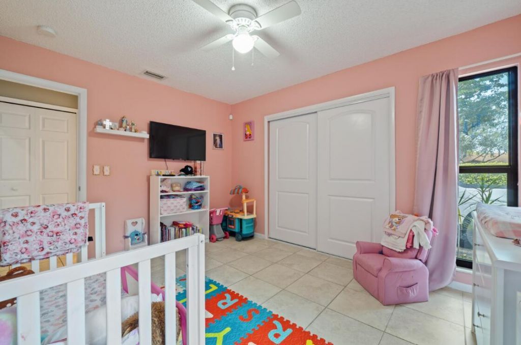 6194 Pine Tree Lane, Unit D, Tamarac, FL 33319 Photo