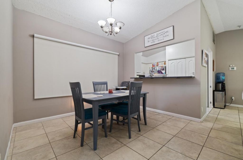 6194 Pine Tree Lane, Unit D, Tamarac, FL 33319 Photo