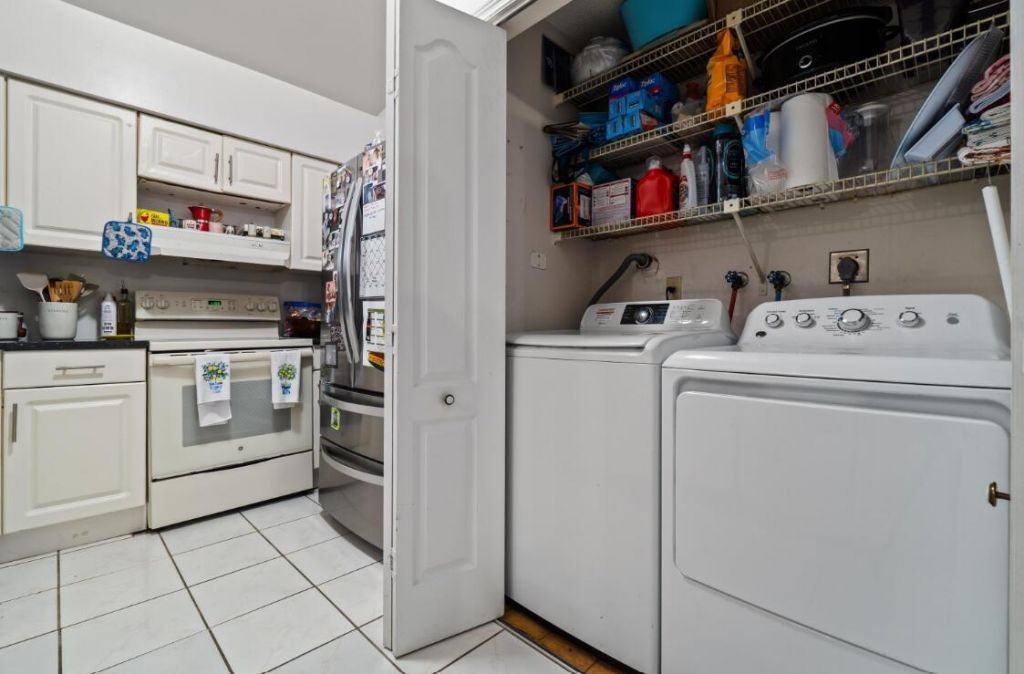 6194 Pine Tree Lane, Unit D, Tamarac, FL 33319 Photo