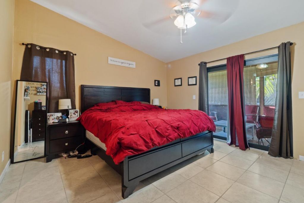 6194 Pine Tree Lane, Unit D, Tamarac, FL 33319 Photo