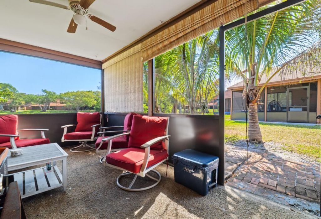 6194 Pine Tree Lane, Unit D, Tamarac, FL 33319 Photo