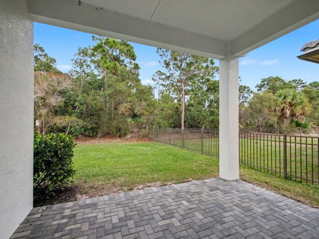 176 SE Via Sangro, Port Saint Lucie, FL 34952 Photo