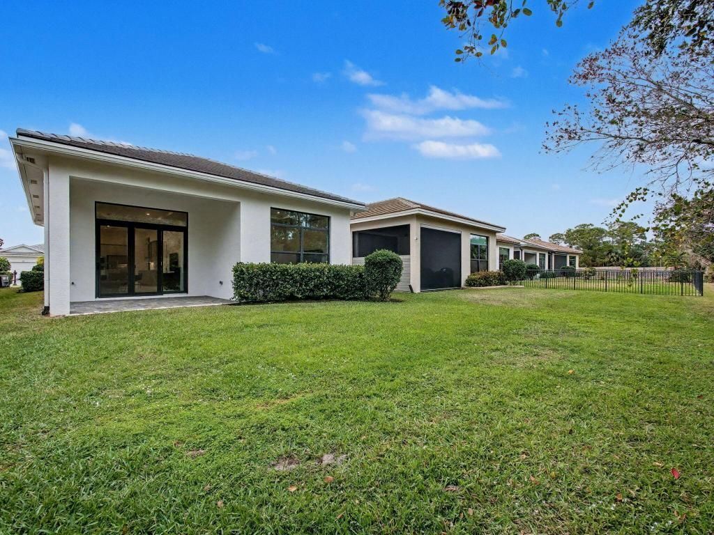 176 SE Via Sangro, Port Saint Lucie, FL 34952 Photo