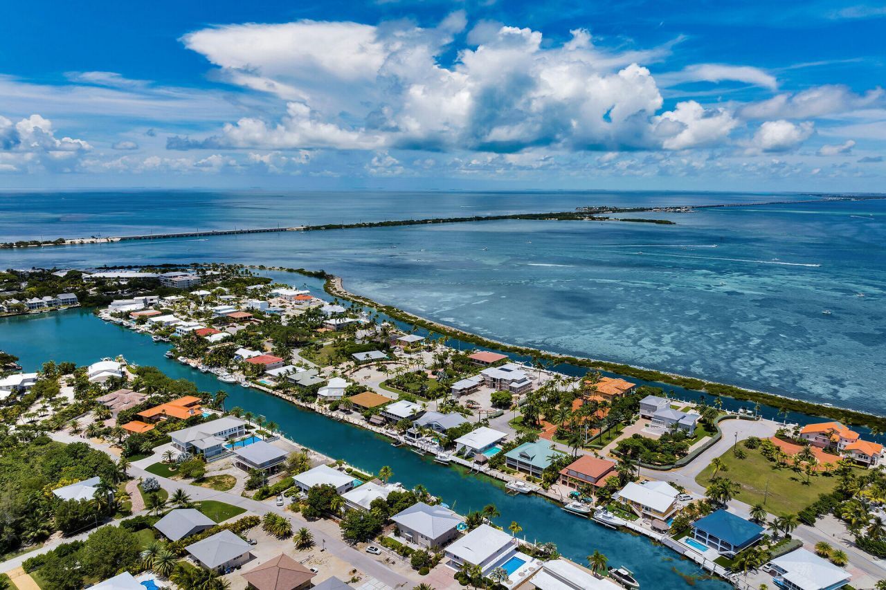 362 E Seaview Drive, Duck, FL 33050 Photo