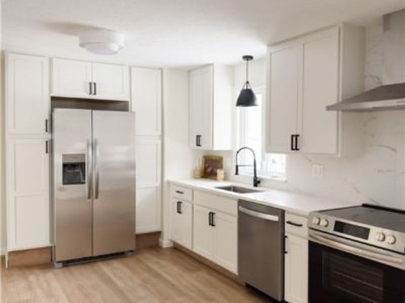 5024 Dorset Drive, Brooklyn Heights, OH 44131 Photo 7