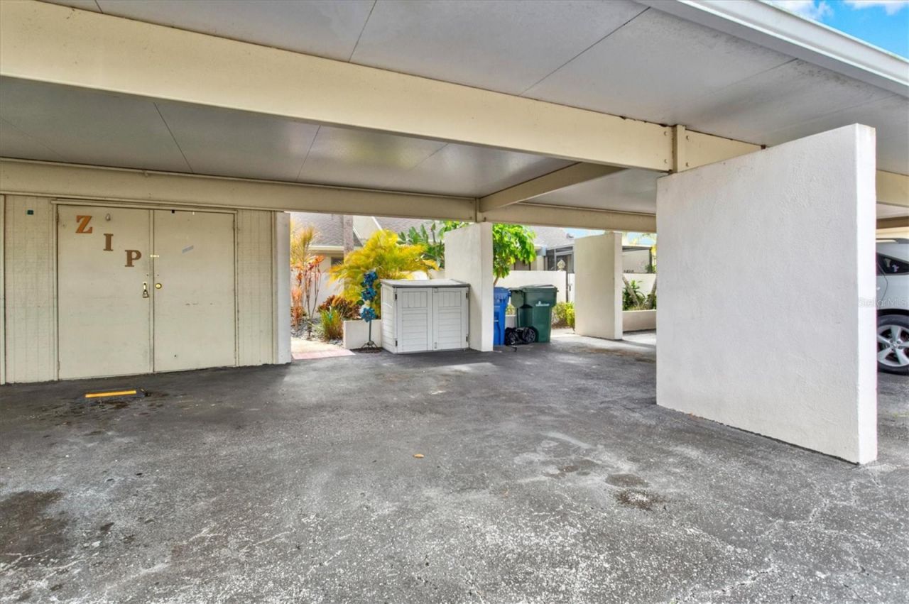 2453 Crispin Court, Unit F4, Sarasota, FL 34235 Photo