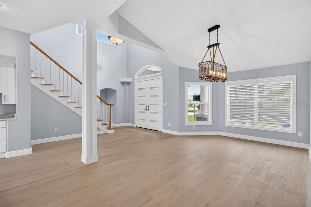 1073 79th Street S, Saint Petersburg, FL 33707 Photo