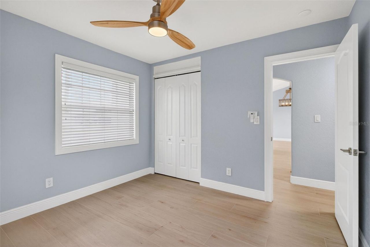 1073 79th Street S, Saint Petersburg, FL 33707 Photo