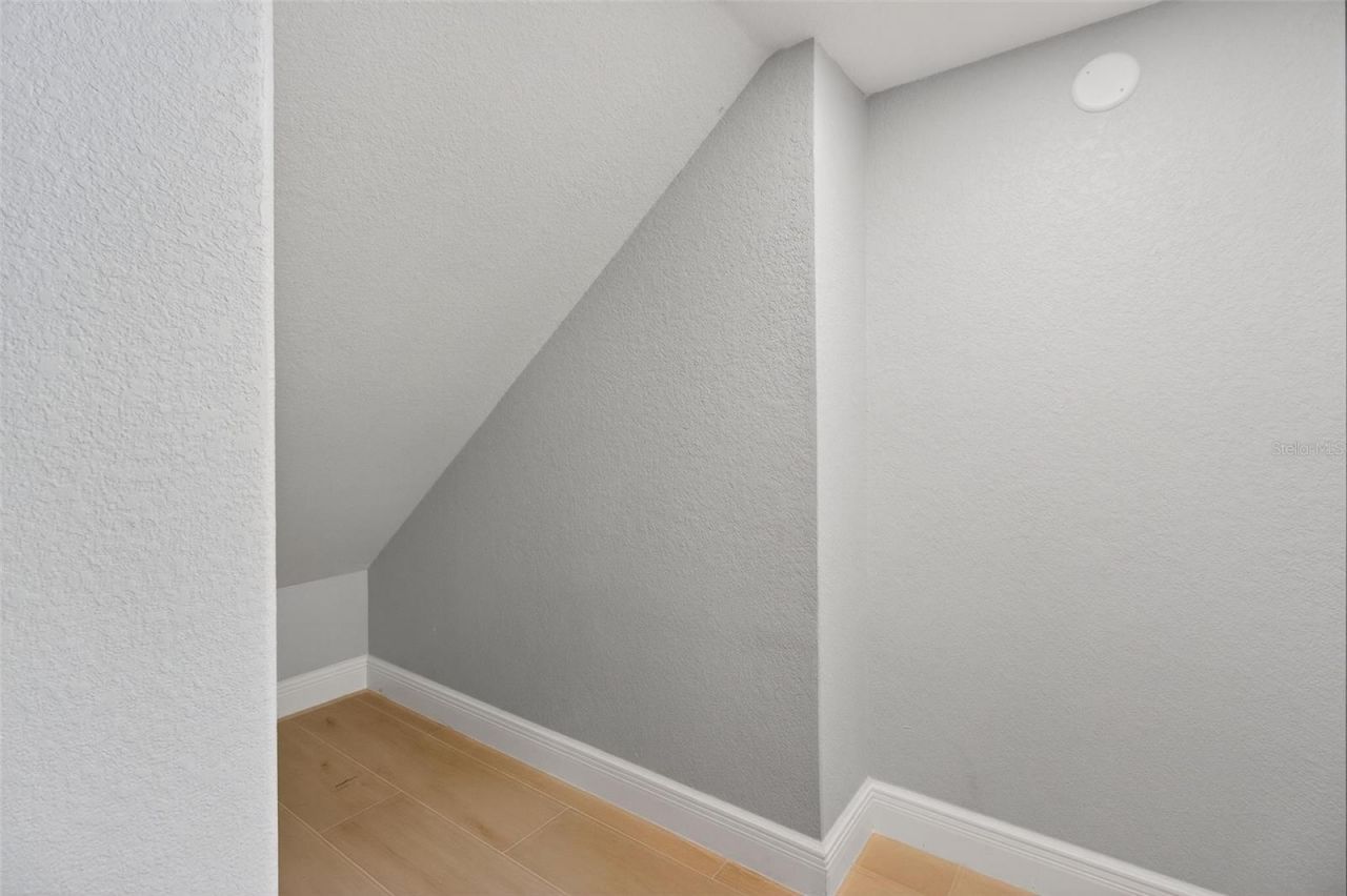 1073 79th Street S, Saint Petersburg, FL 33707 Photo