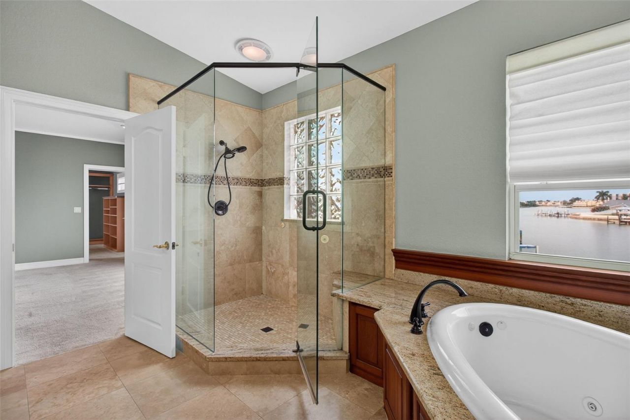 1073 79th Street S, Saint Petersburg, FL 33707 Photo