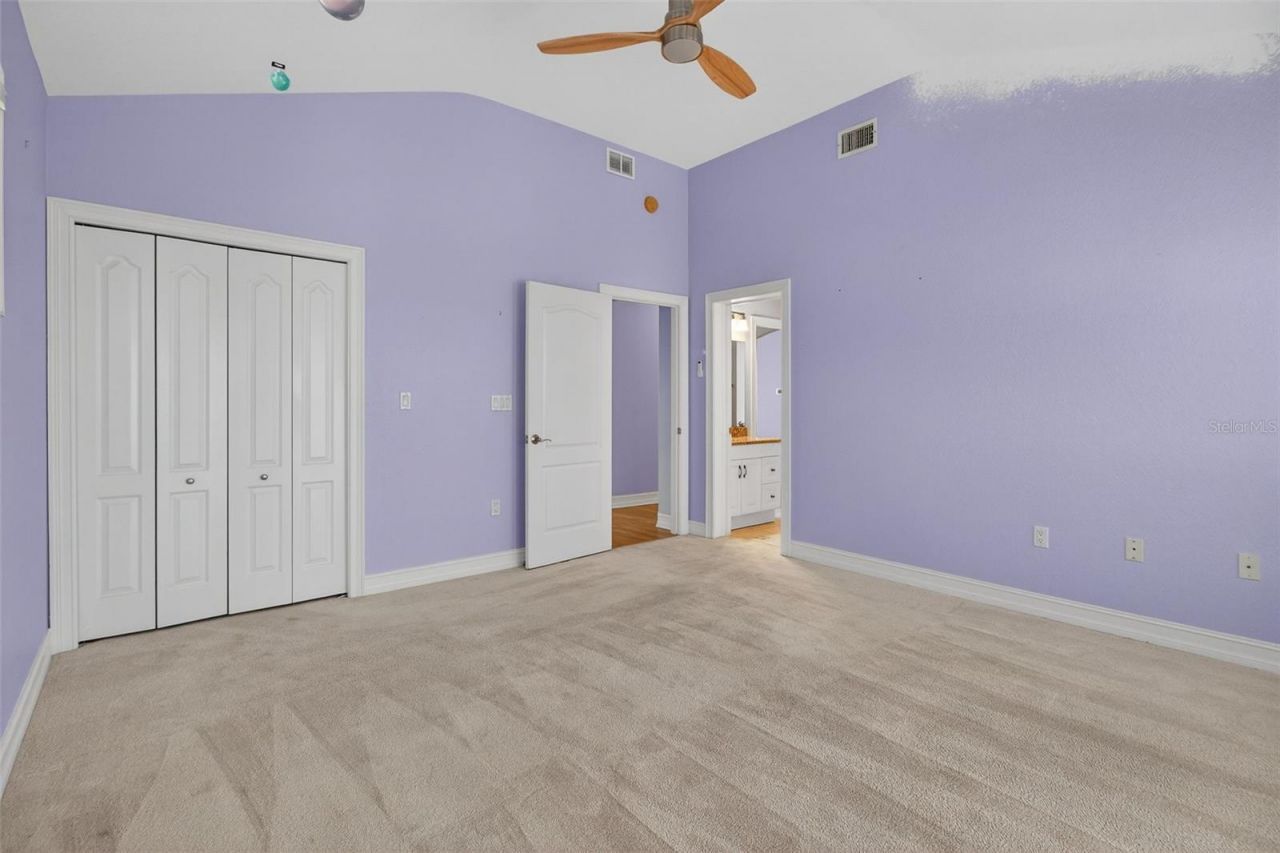 1073 79th Street S, Saint Petersburg, FL 33707 Photo