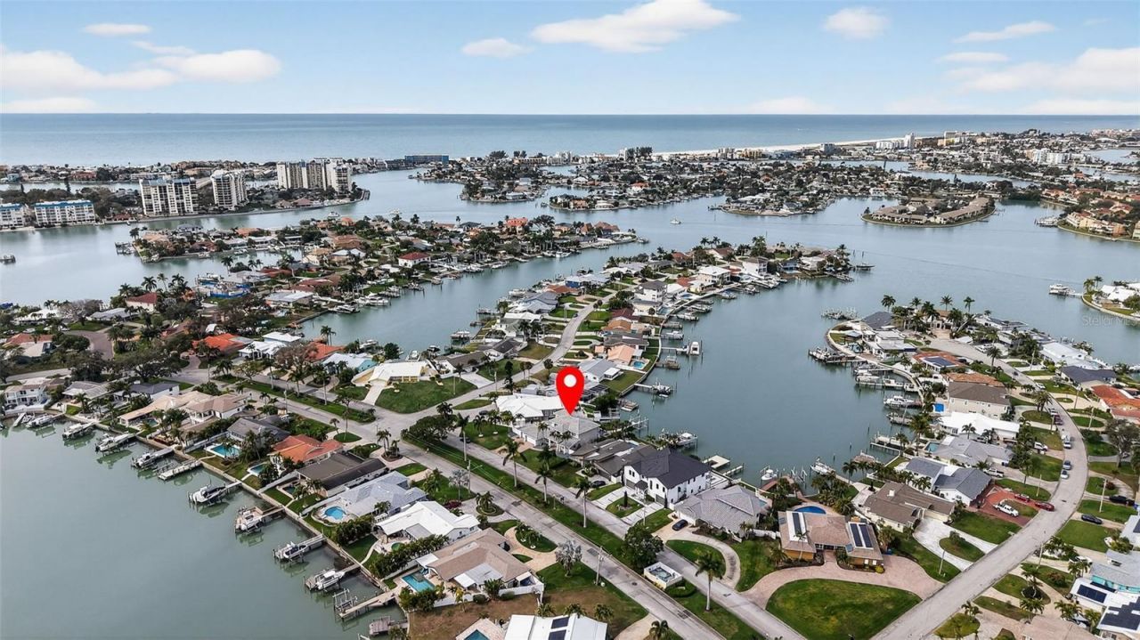 1073 79th Street S, Saint Petersburg, FL 33707 Photo