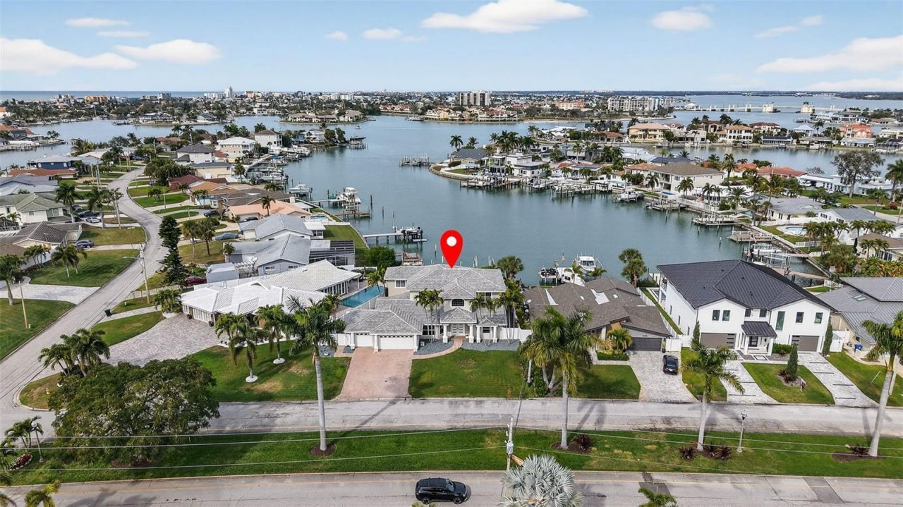 1073 79th Street S, Saint Petersburg, FL 33707 Photo