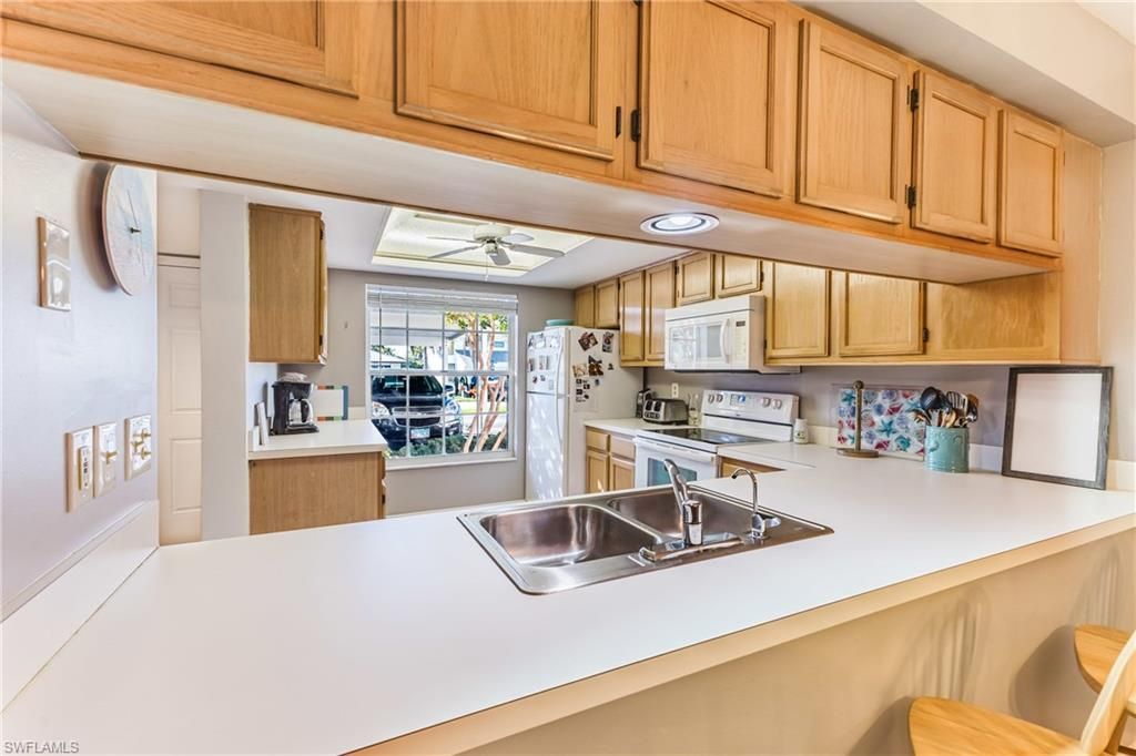 1427 SW 47th Ter, Unit 102, Cape Coral, FL 33914 Photo