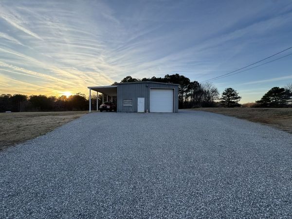 342 Second Creek Rd , Five Points, TN 38457