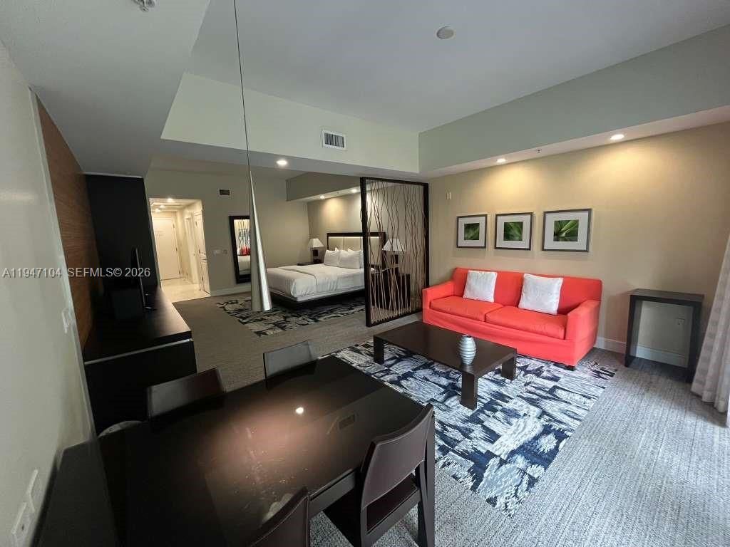 5300 NW 87th Ave, Unit 307, Doral, FL 33178 Photo