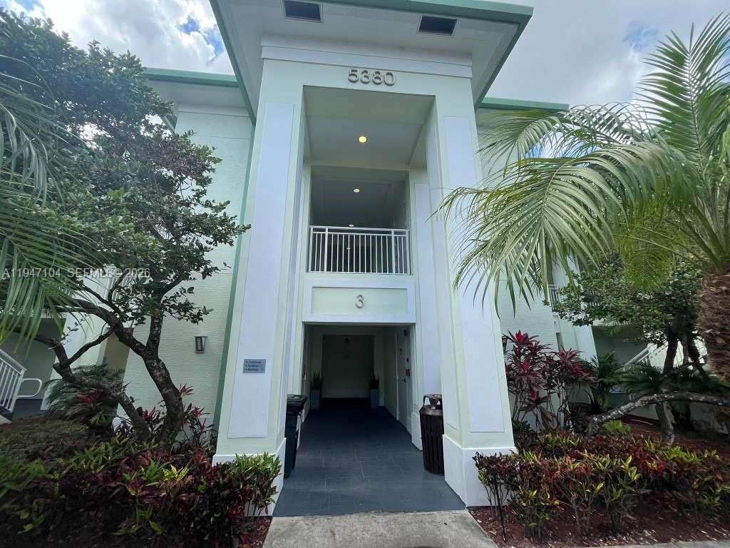 5300 NW 87th Ave, Unit 307, Doral, FL 33178 Photo