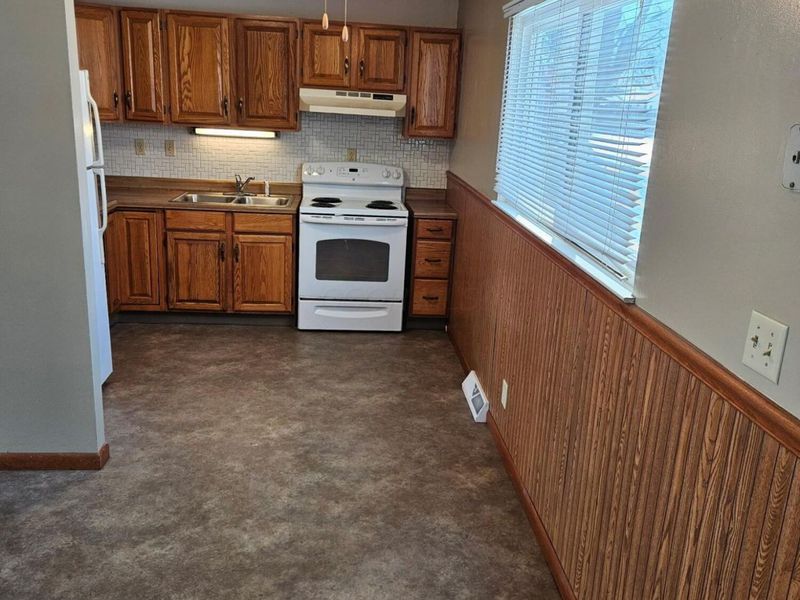 91 Fieldpoint Road, Heath, OH 43056 Photo 8