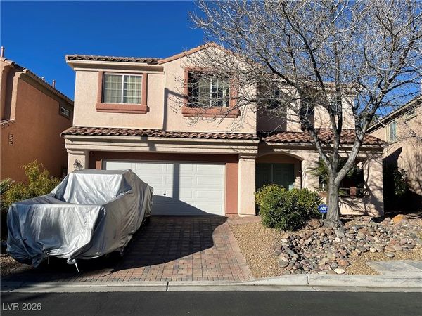 1001 Puerta Del Sol Drive , Las Vegas, NV 89138