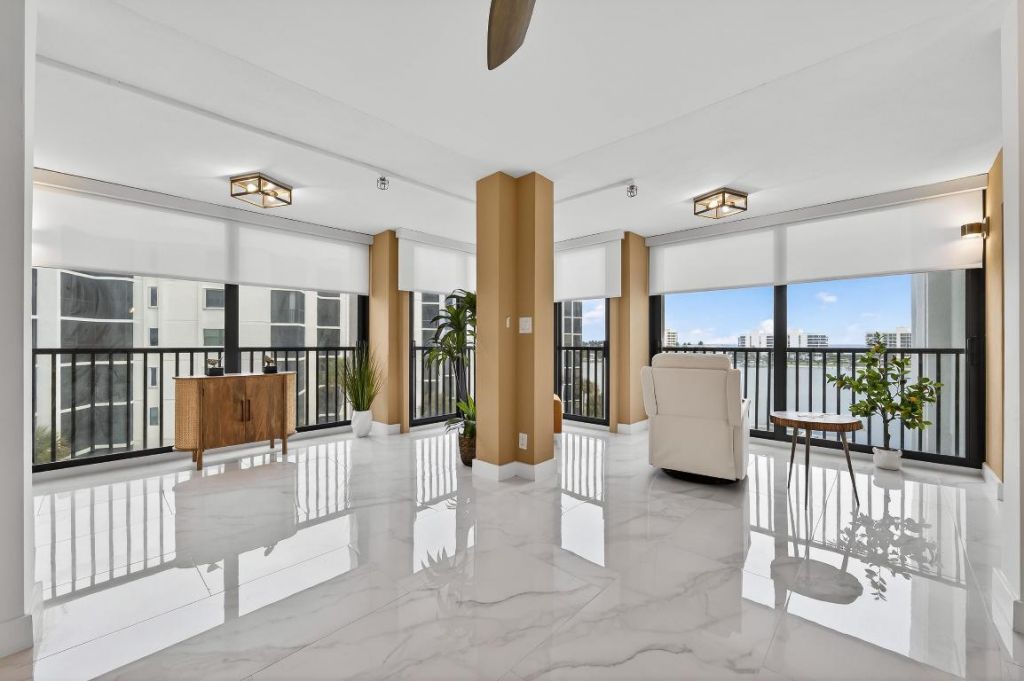 19800 Sandpointe Bay Drive, Unit 607, Tequesta, FL 33469 Photo