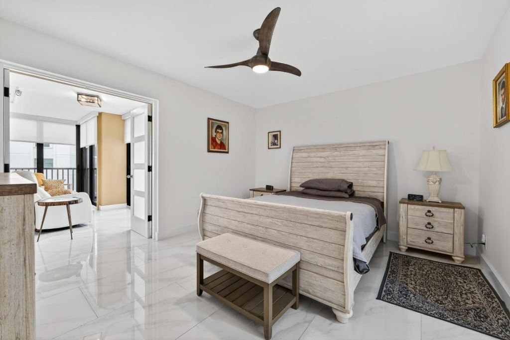 19800 Sandpointe Bay Drive, Unit 607, Tequesta, FL 33469 Photo