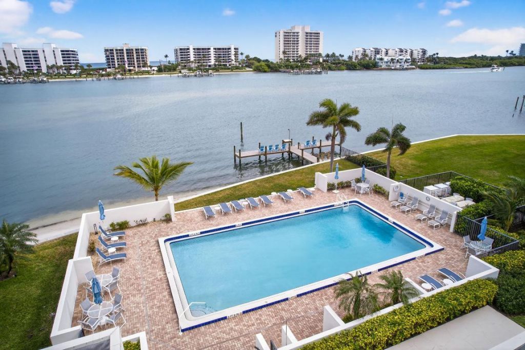 19800 Sandpointe Bay Drive, Unit 607, Tequesta, FL 33469 Photo