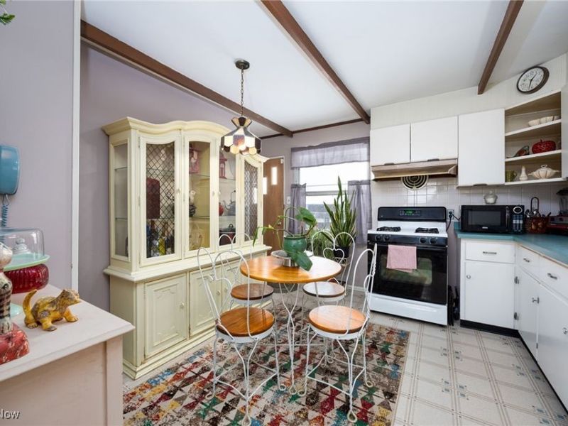 369 Franklin Avenue, Barberton, OH 44203 Photo 7