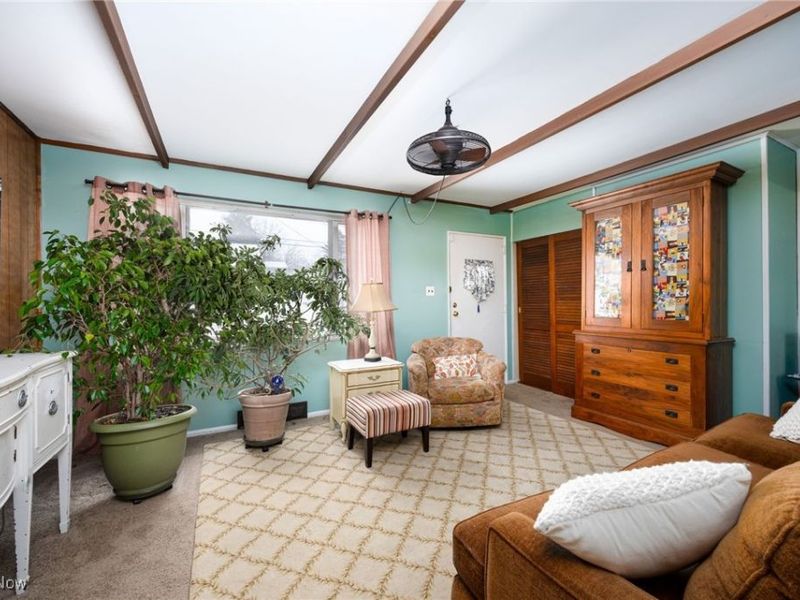 369 Franklin Avenue, Barberton, OH 44203 Photo 8