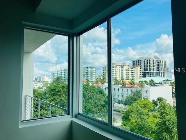 332 Cocoanut Avenue, Unit 505, Sarasota, FL 34236 Photo