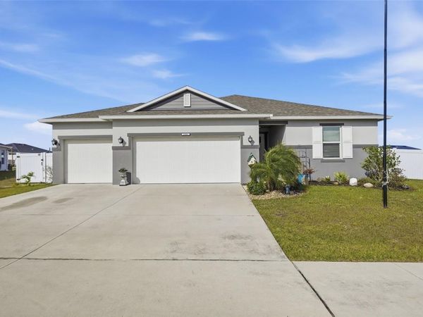 2201 GLADIOLUS LN LANE, MASCOTTE, FL 34753