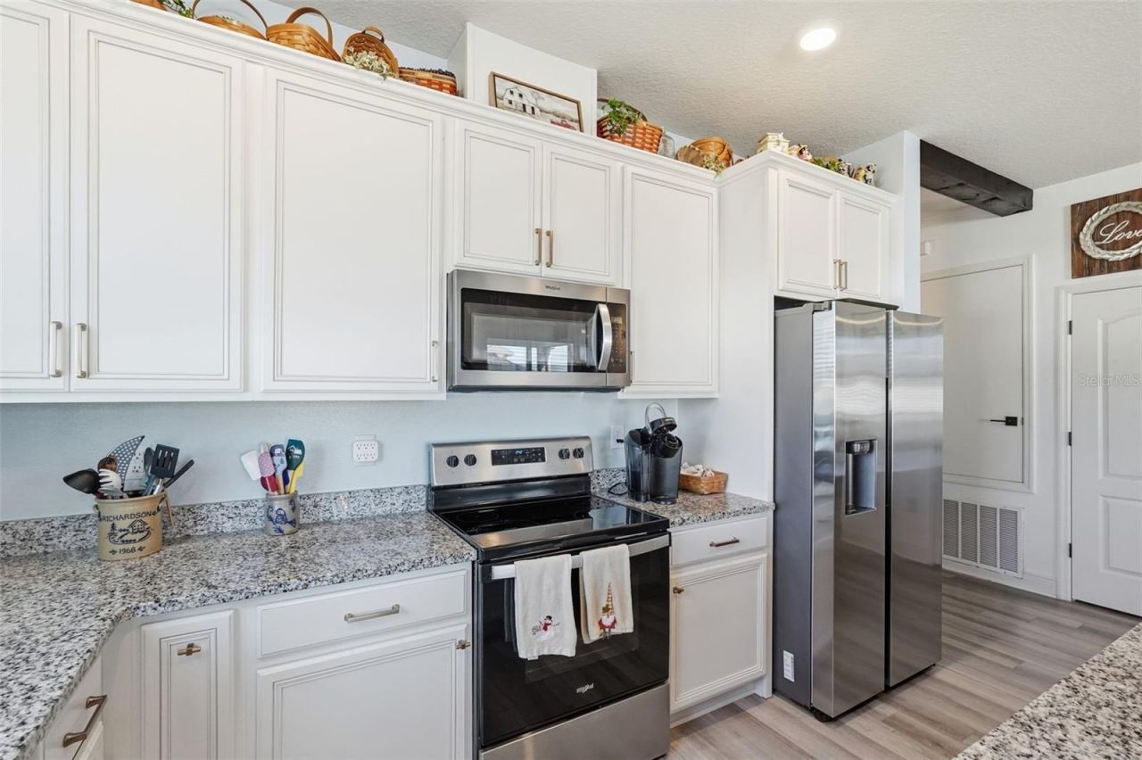 2201 Gladiolus Ln Lane, Mascotte, FL 34753 Photo