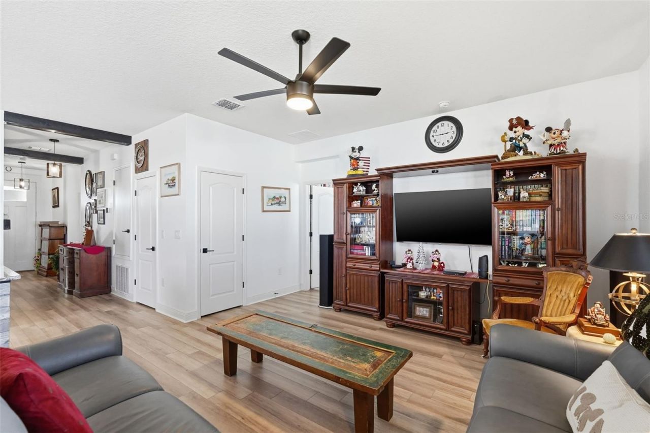 2201 Gladiolus Ln Lane, Mascotte, FL 34753 Photo