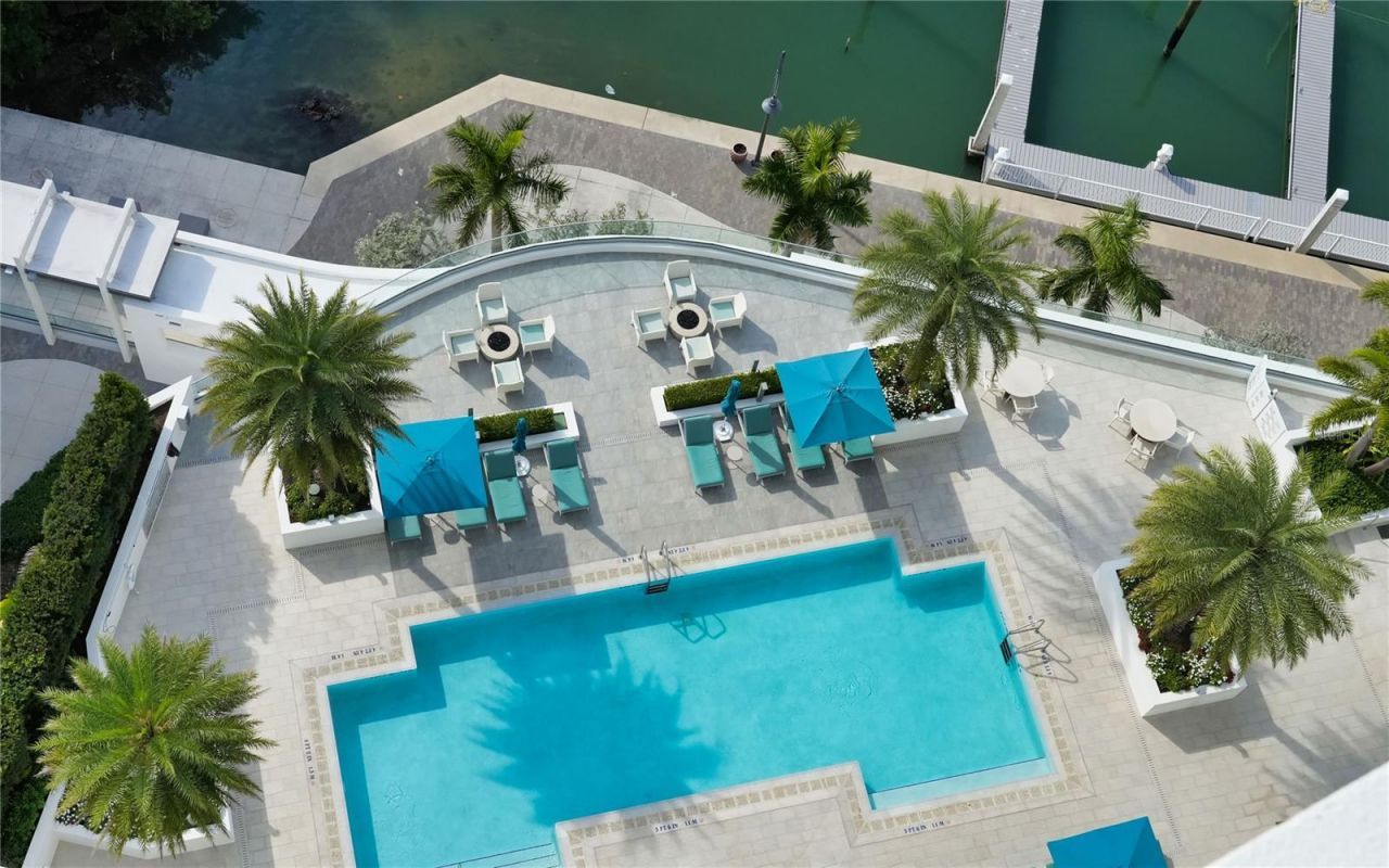 401 Quay Commons, Unit 1501, Sarasota, FL 34236 Photo