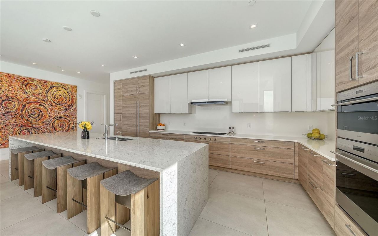 401 Quay Commons, Unit 1501, Sarasota, FL 34236 Photo