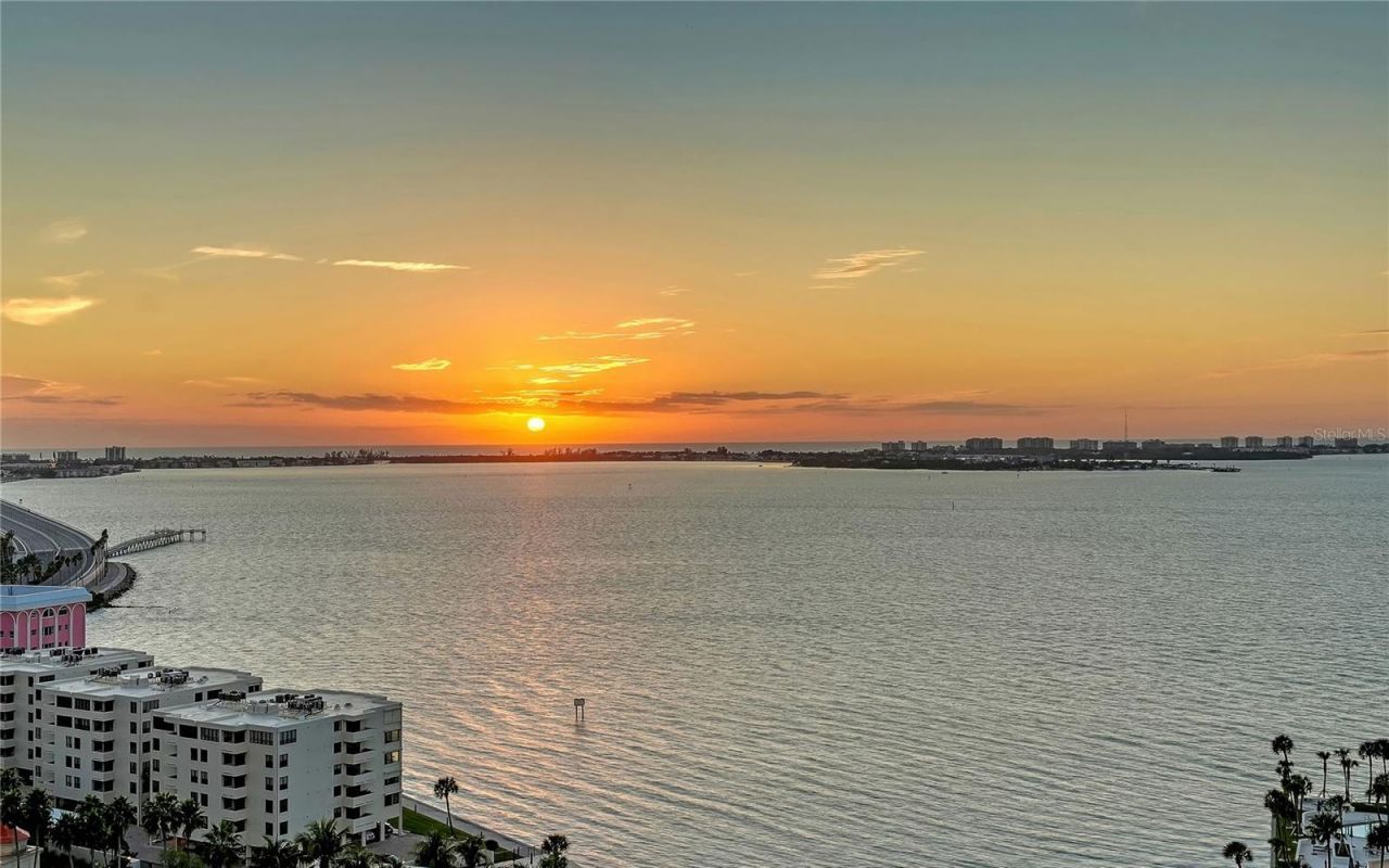 401 Quay Commons, Unit 1501, Sarasota, FL 34236 Photo