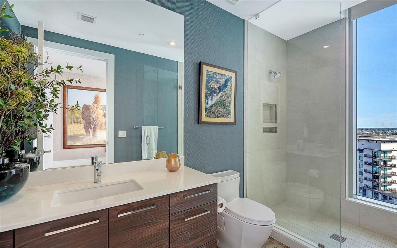 401 Quay Commons, Unit 1501, Sarasota, FL 34236 Photo